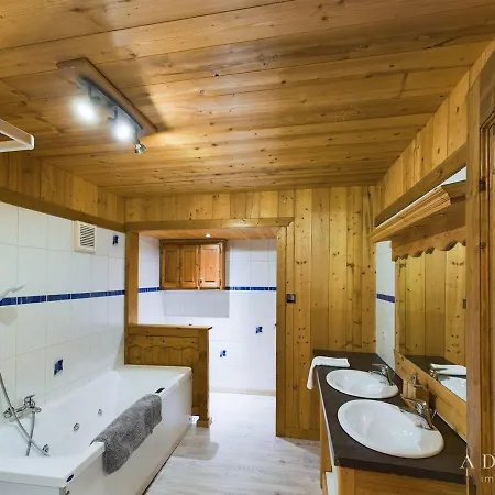 Apartment Triplex De 173m² Avec Balcons, Terrasses, Parking Et Wifi Aux Eucherts
